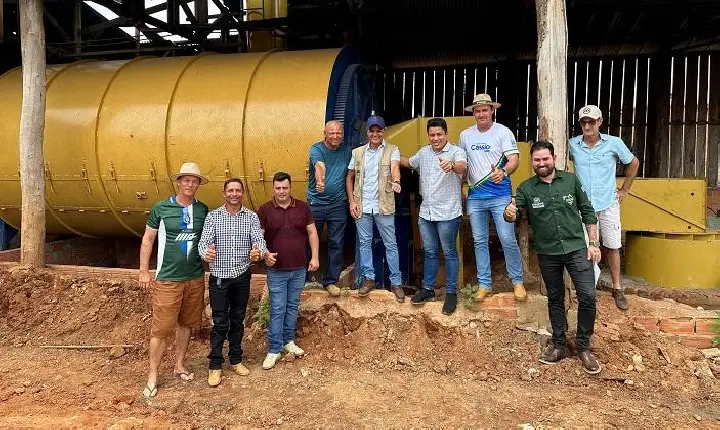 Deputado Cássio Gois entrega secador de alta capacidade para impulsionar o setor cafeeiro na Linha 14 do Distrito de Divinópolis, em Cacoal