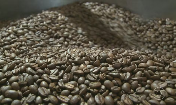 Mudanças climáticas e redução da oferta impactam preço do café no Brasil e no mundo