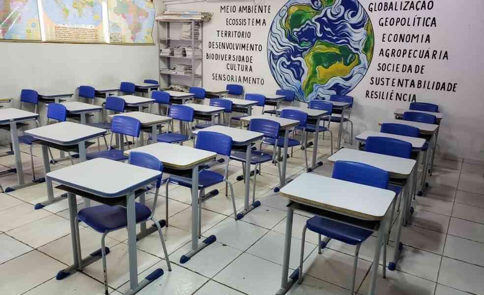 Início das aulas é adiado por falta de transporte escolar em Cacoal, RO