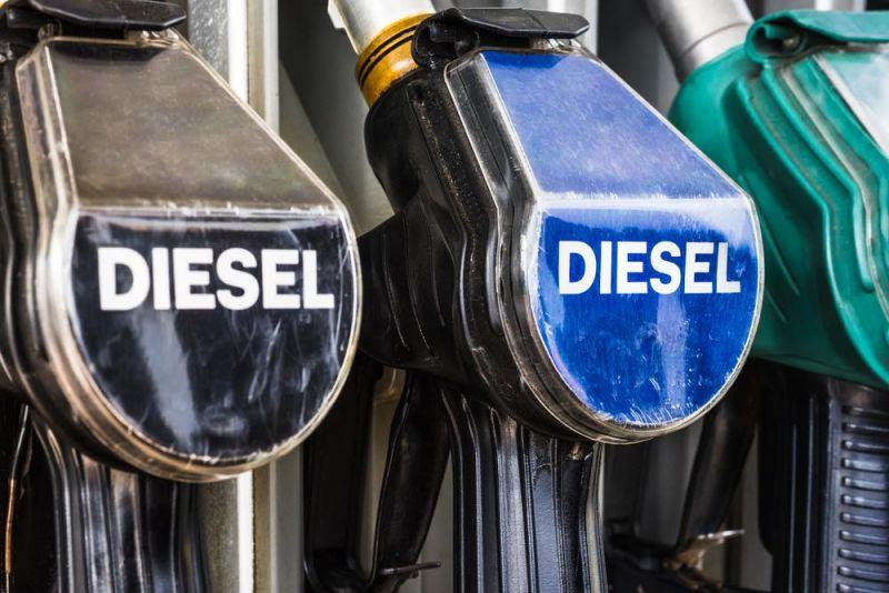 Diesel volta a ficar mais barato que a gasolina pela 1ª vez desde junho de 2022 em RO