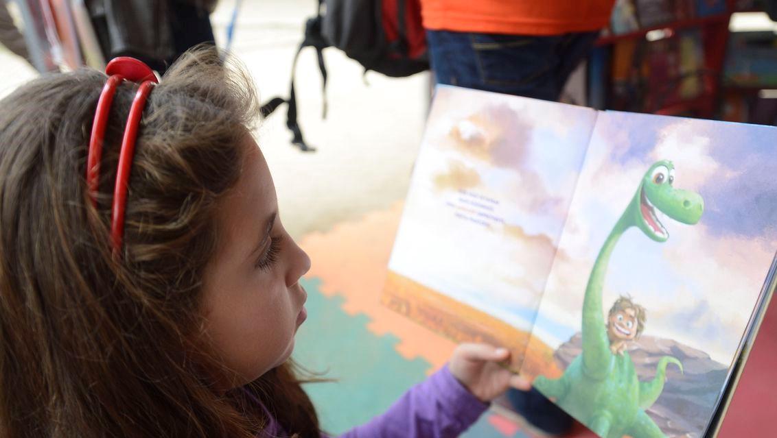 Quatro em cada dez alunos brasileiros do 4º ano não dominam a leitura