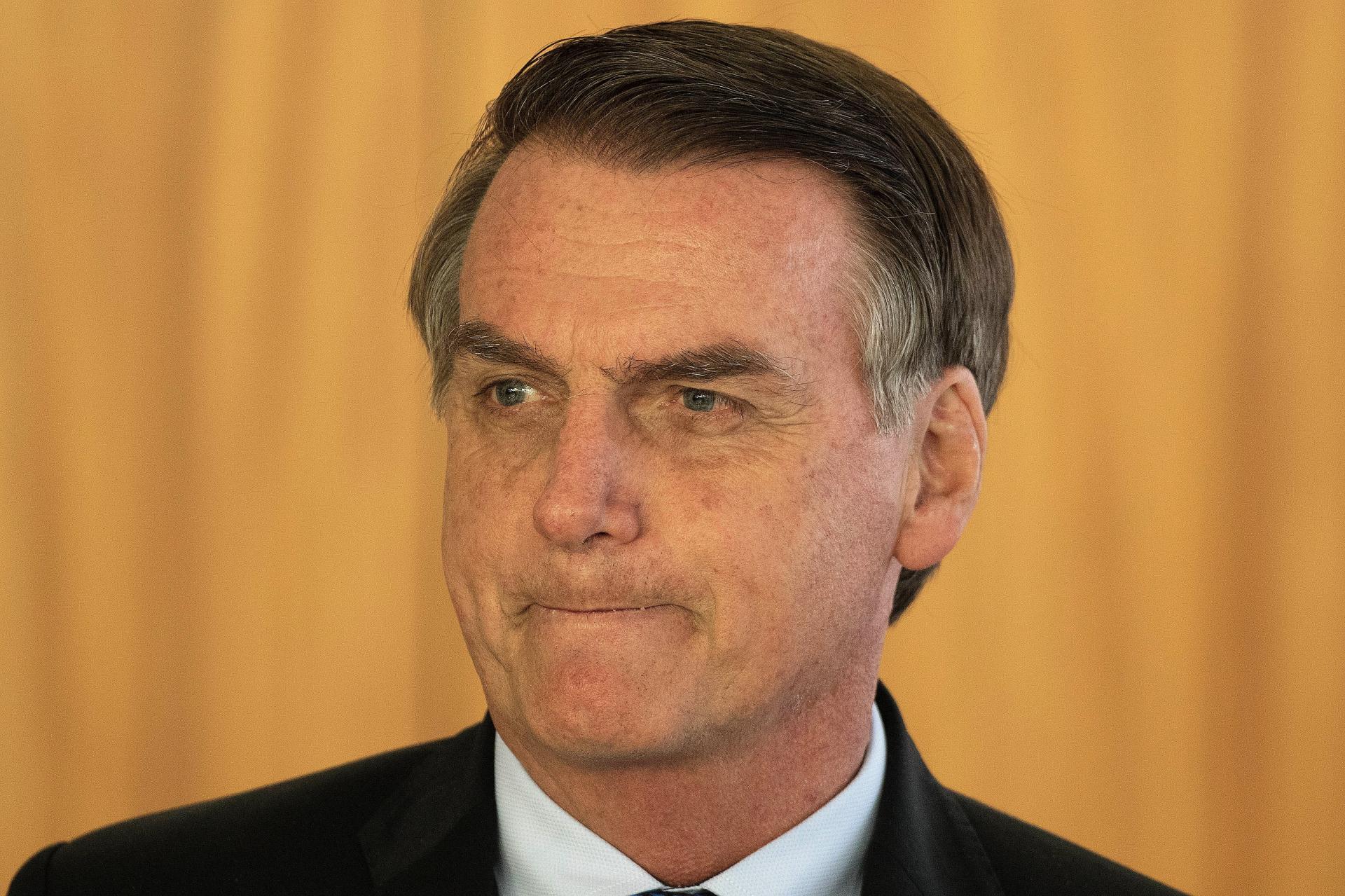 Vacina de Bolsonaro em SP foi registrada com email de “Lula”