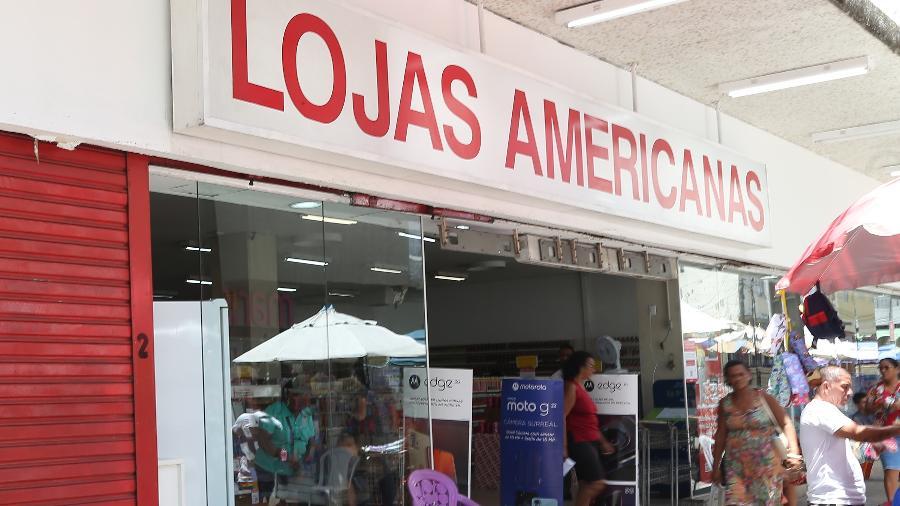 Americanas fecham 38 lojas e perdem 10% dos clientes