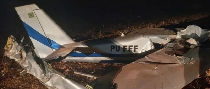 Avião cai em área rural no interior de RO e duas pessoas morrem