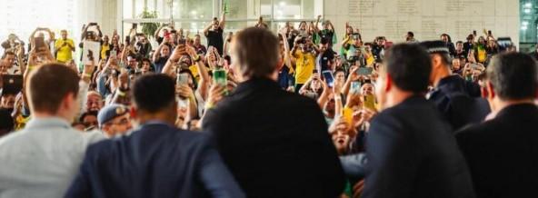 Bolsonaro lota Câmara de SP em evento de filiação do PL