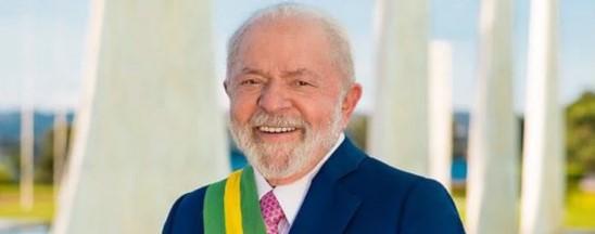 Lula sanciona lei que autoriza a polêmica ozonioterapia