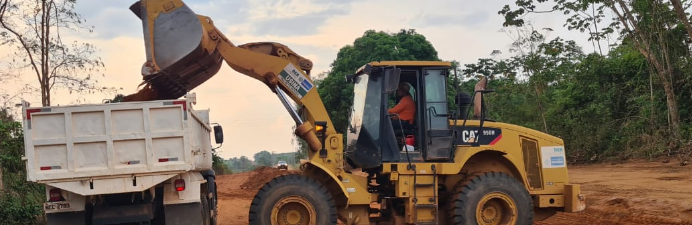 Obras de pavimentação asfáltica no distrito de Vila Marcão são retomadas pelo Governo de Rondônia.