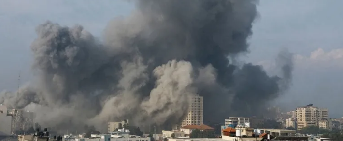 Israel afirma que atacou 320 alvos na Faixa de Gaza em 24 horas