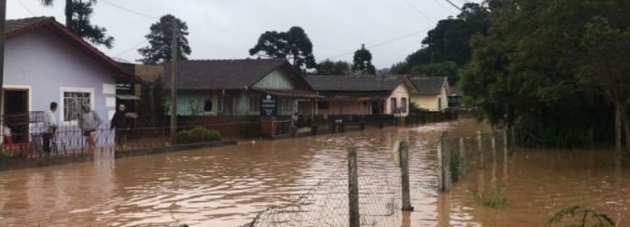 Defesa Civil alerta para riscos de novos temporais