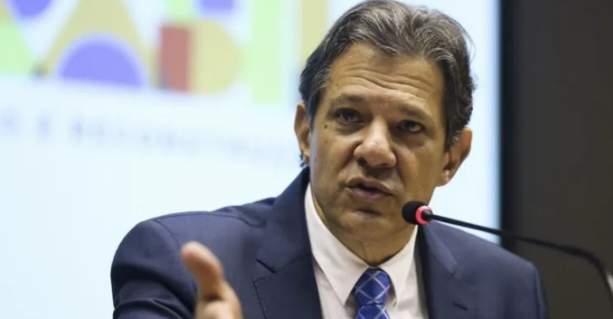 Haddad: revisão da tabela de isenção do IR deve sair até o fim do mês