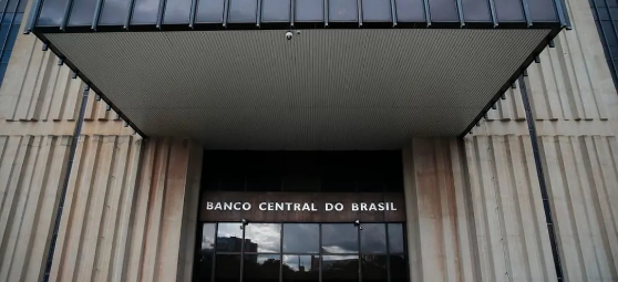 Copom faz 5º corte consecutivo na Selic com redução de 11,75% para 11,25%